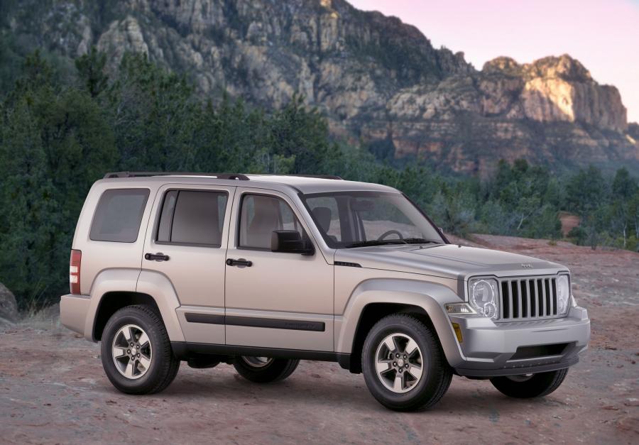  Jeep Liberty 2008 года  (фото 23 из 98)
